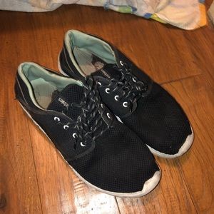 Etnies skate/workout shoes